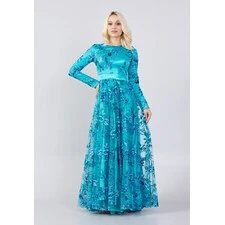 MODEST LONG MAXI GOWN