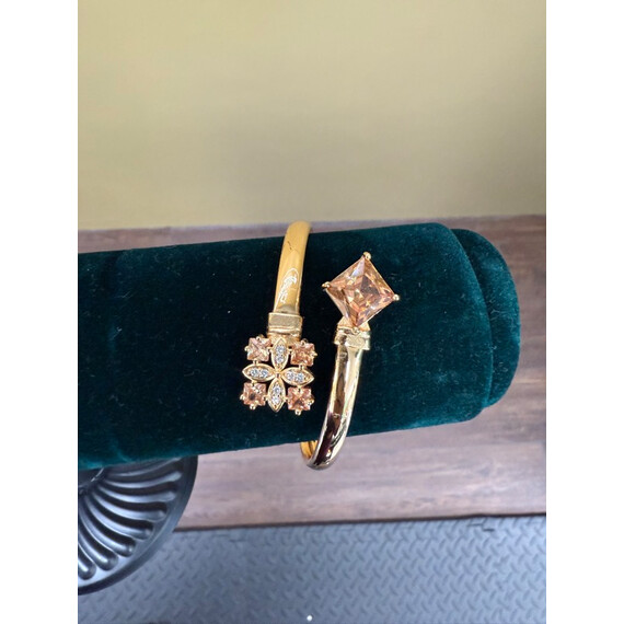 BANGLE SINGLE
