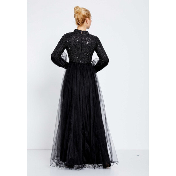 MODEST LONG SLEEVE MAXI GOWN