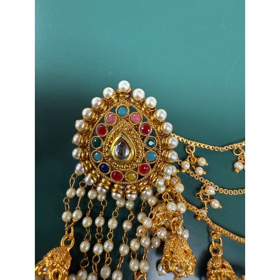 DESI SAHARA EARRING