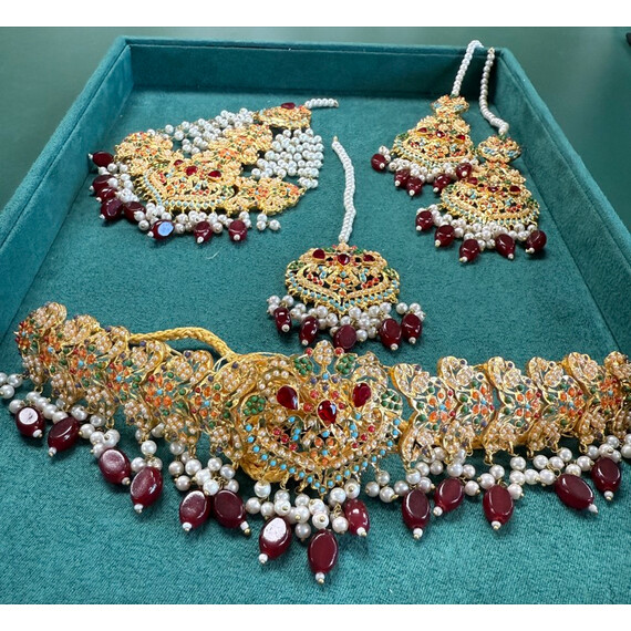 DESI JEWLERY SET