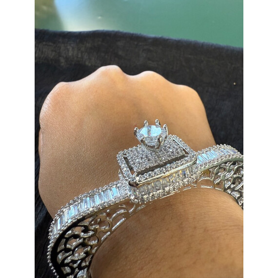 BANGLE