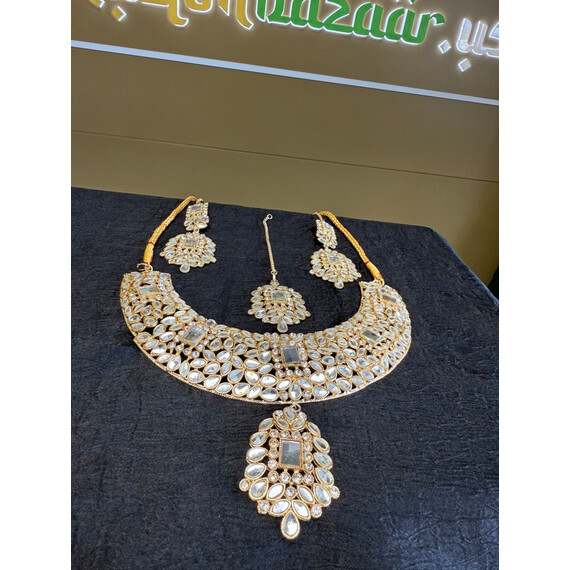 DESI KUNDAN JEWLERY