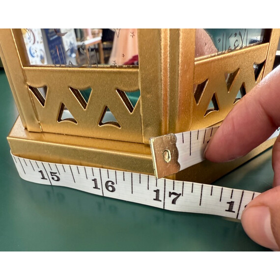 LANTERN DECOR