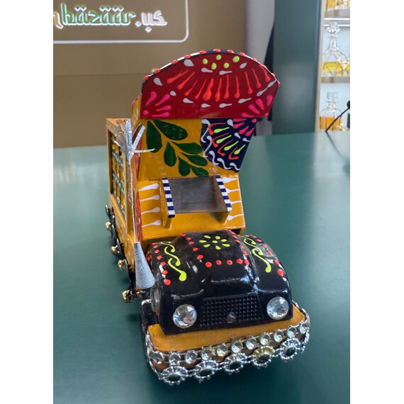 PAKISTANI TRUCK ART TRUCK