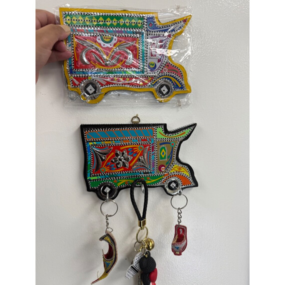 PAKISTANI TRUCK ART KEY HOLDER
